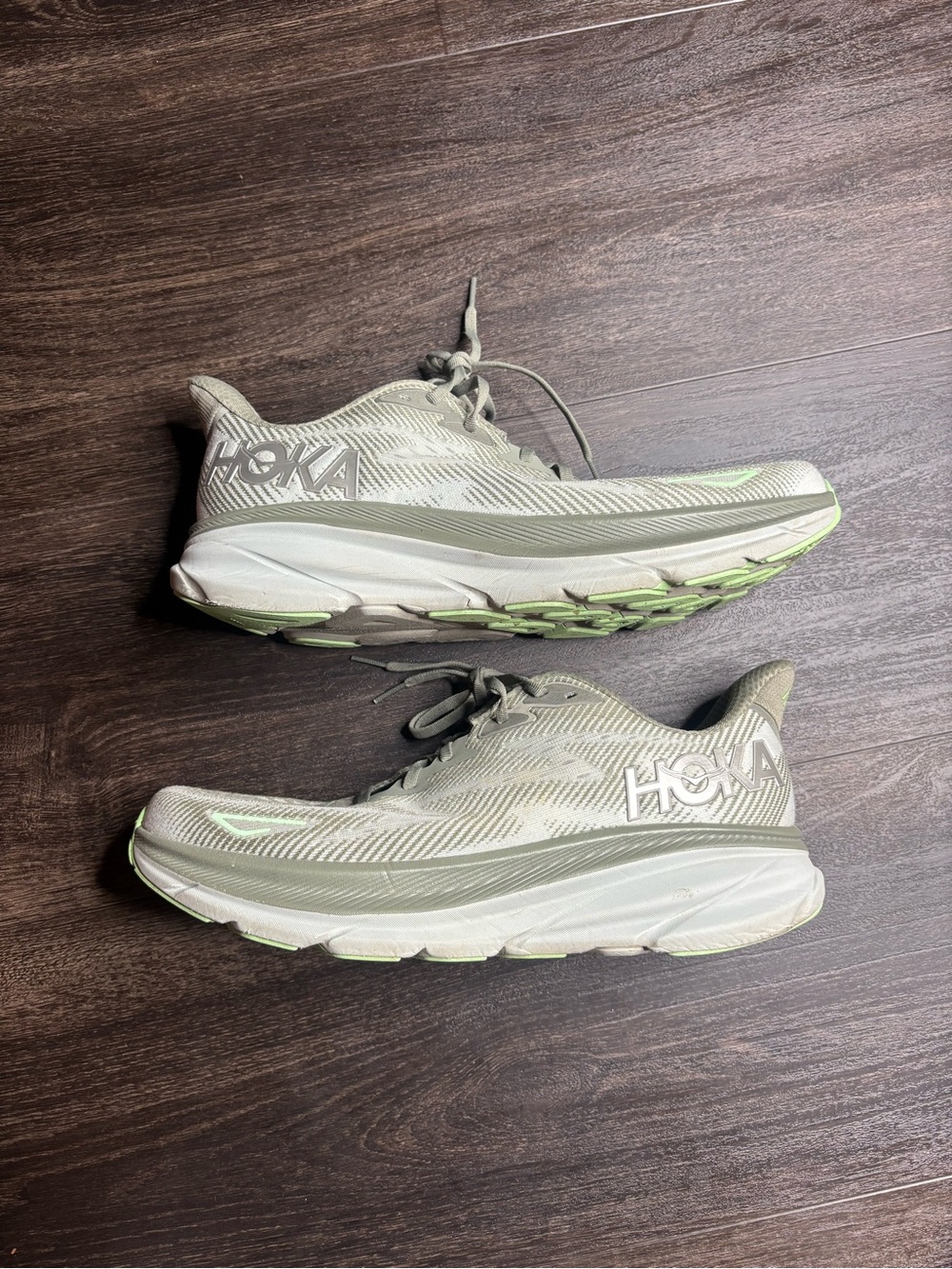Size 13D Hoka One One HOKA Clifton 9 Olive Haze Mercury